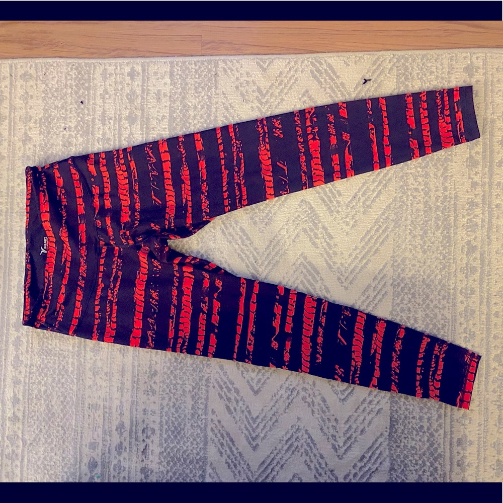 Black and Bright Orange print leggings - old navy size large
